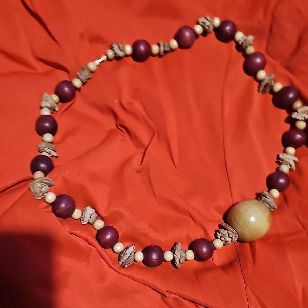 Chic Wooden Beaded Necklace